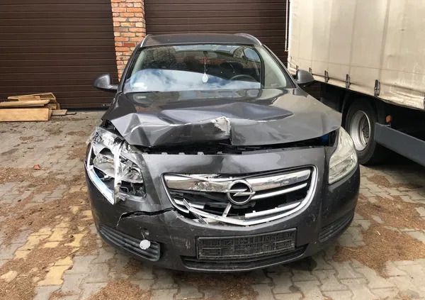 opel insignia Opel Insignia cena 8800 przebieg: 284400, rok produkcji 2010 z Andrychów